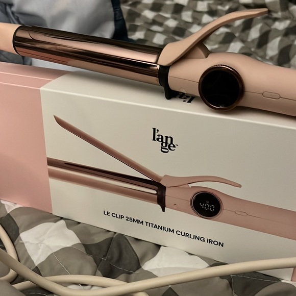 l’ange Le Clip
1” (25MM) Titanium Curling Iron - Picture 3 of 7